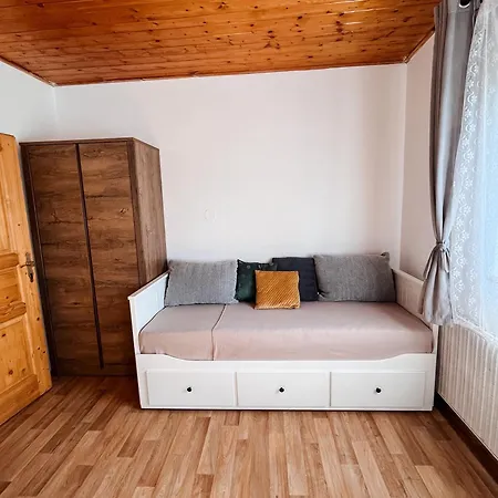 Ve Mlejně 4* Cachrov